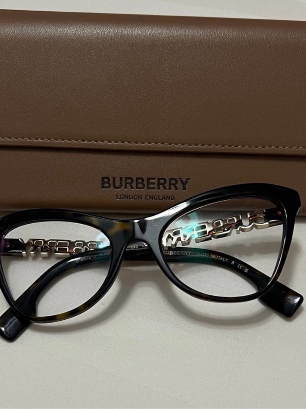 100 % Authentic Burberry Black & Brown Tortoiseshell Cat-Eye Glasses